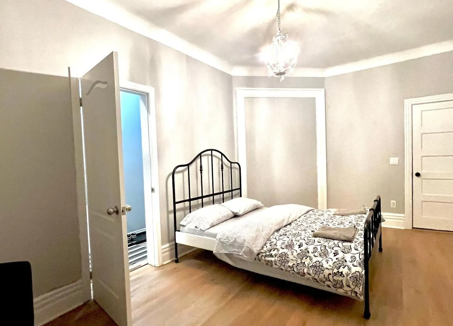 O Canada Guest House Toronto